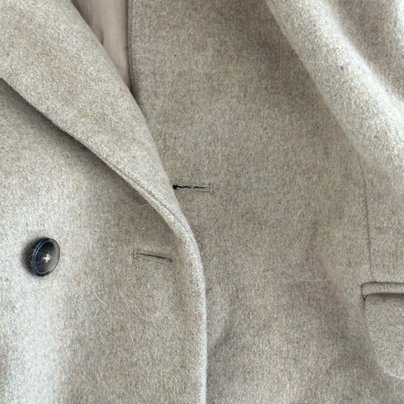 Reformation Coat - Picture 8 of 8